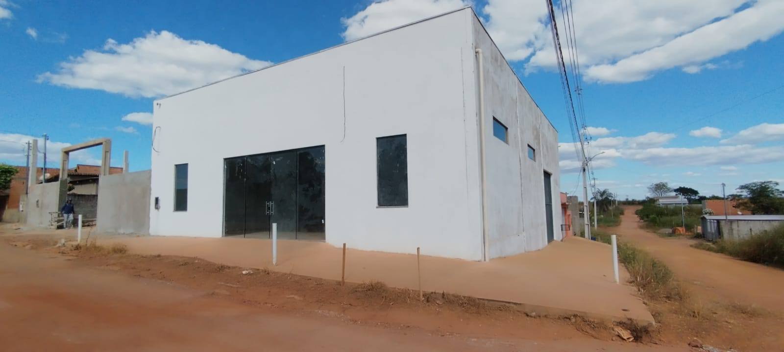 Barracão comercial - 270 m2