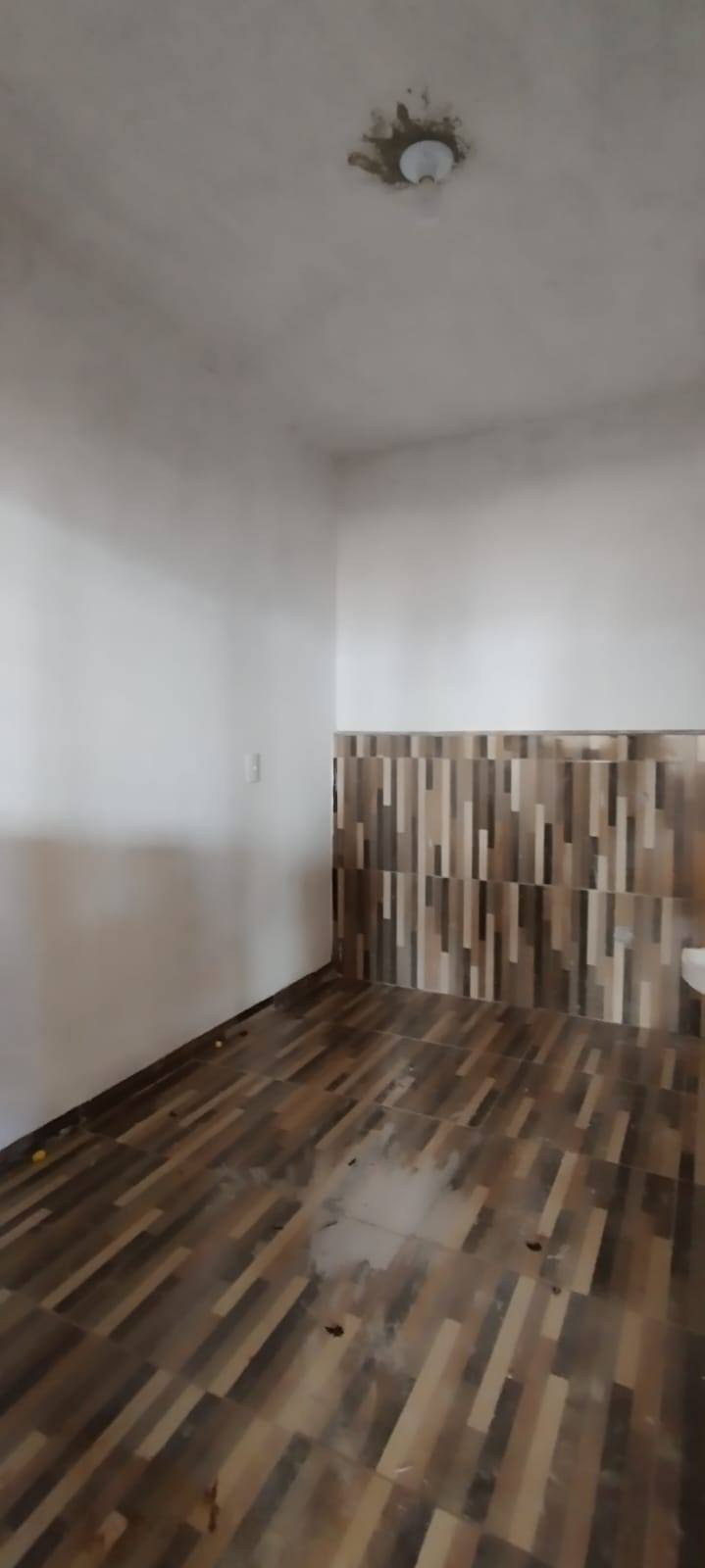 Barracão comercial - 270 m2
