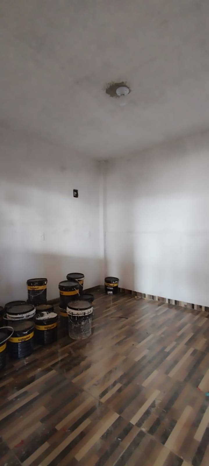Barracão comercial - 270 m2