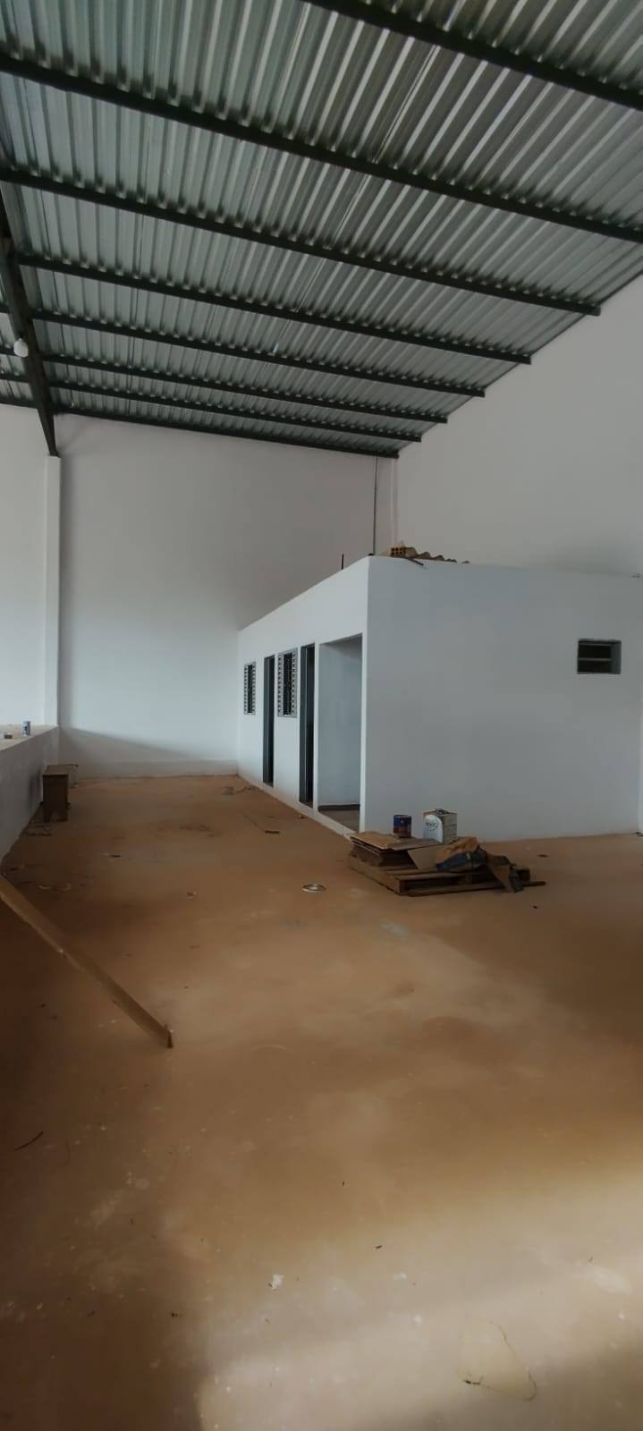 Barracão comercial - 270 m2