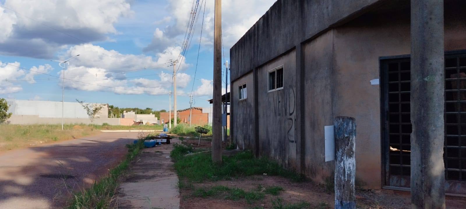 Conjunto prédio comercial/residencial