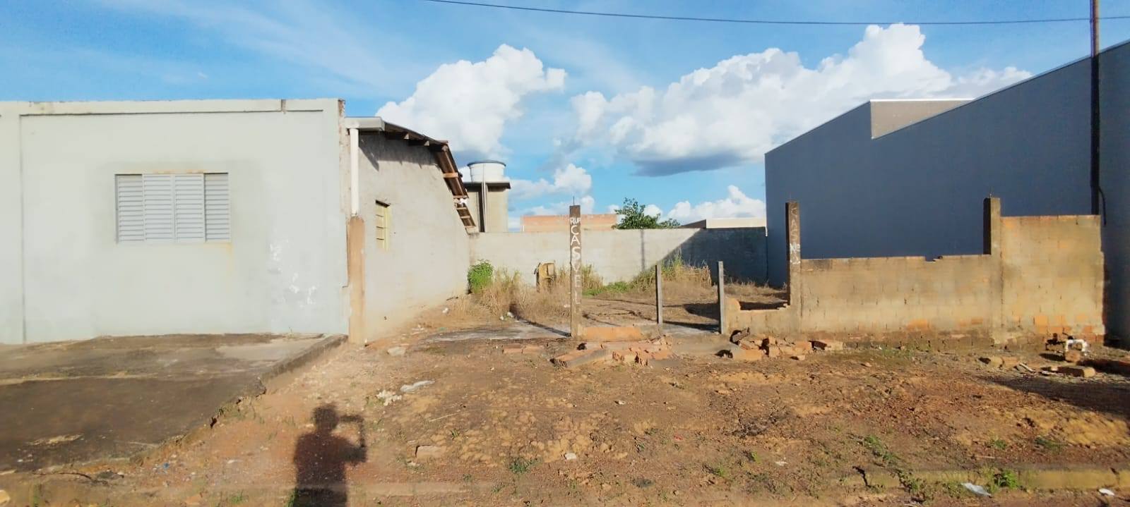 Conjunto prédio comercial/residencial
