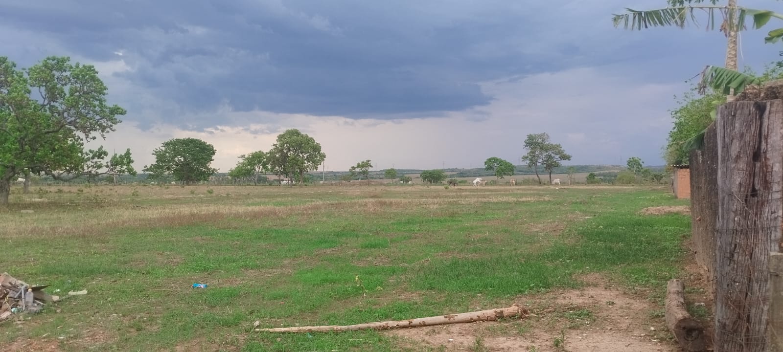 Áreas Urbanas - 2.285 M2 CADA LOTE